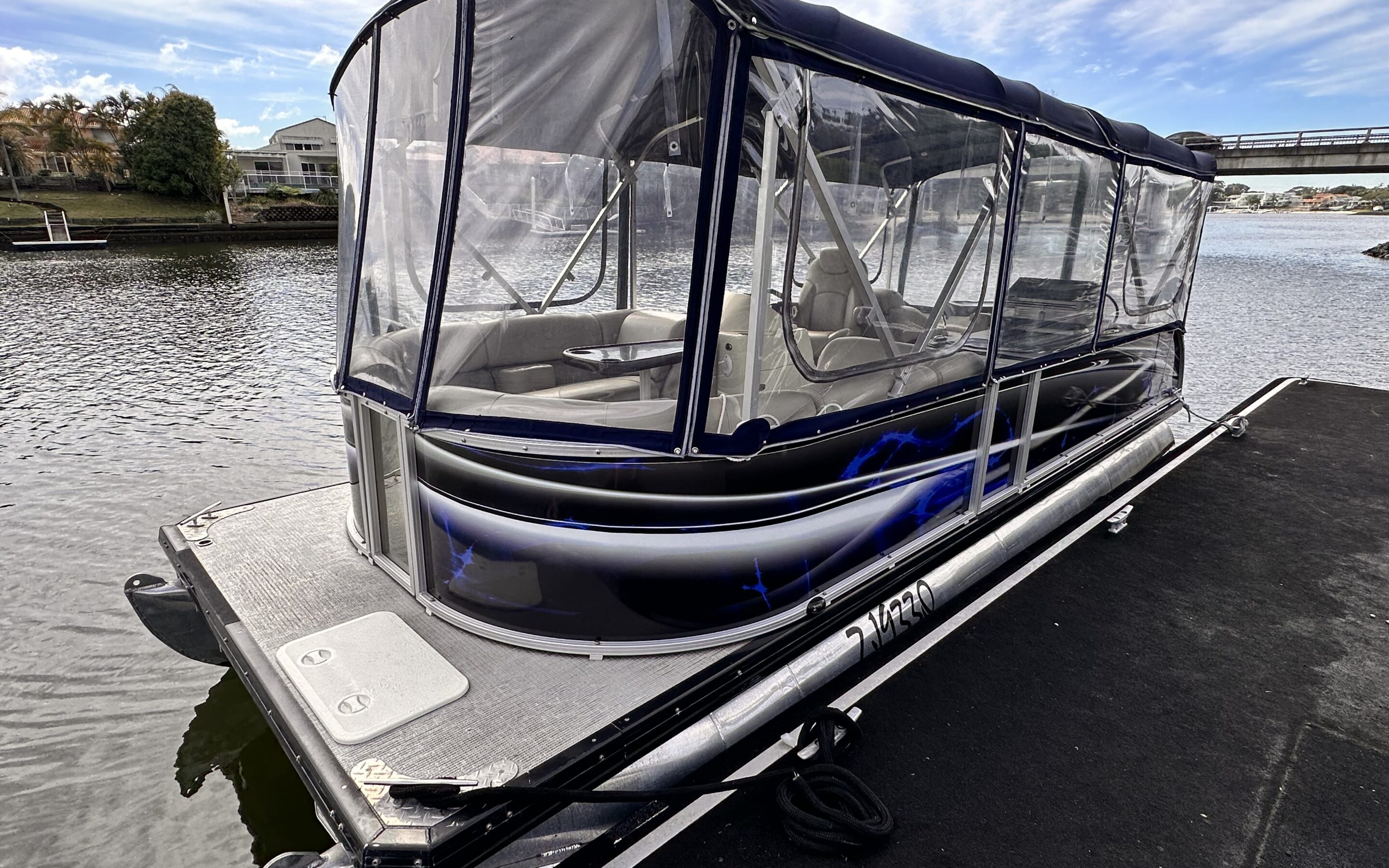 1998 catamaran cruiser houseboat